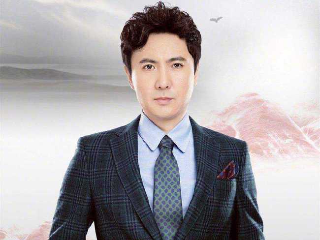 閆妮李冰冰不會(huì)掃碼加微信求助沈騰